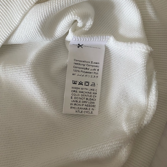 Emery Rose Lune Figure Graphic Sweatshirt Color White Size Medium - Picture 12 of 12